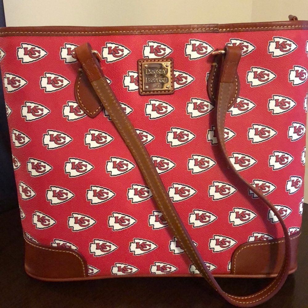 Dooney & Bourke Kansas City Chiefs Richmond Shoppe